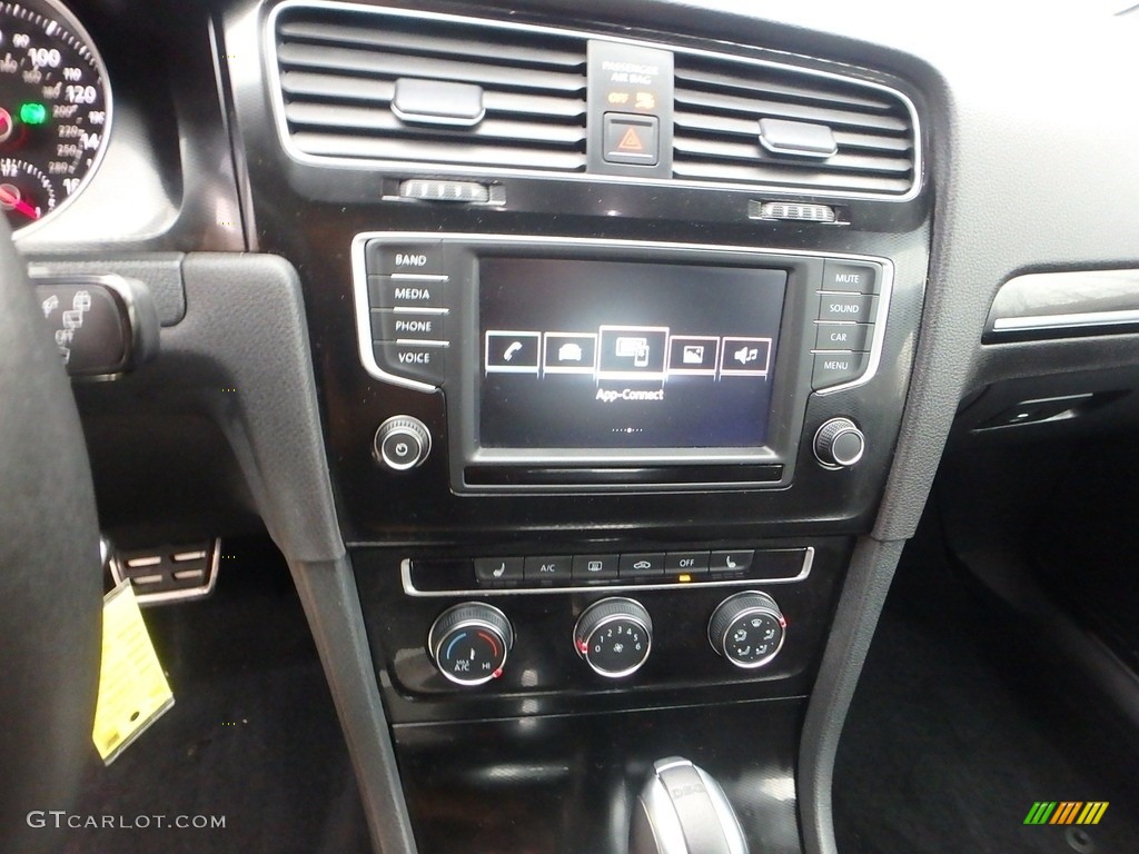 2016 Volkswagen Golf GTI 4 Door 2.0T S Controls Photos