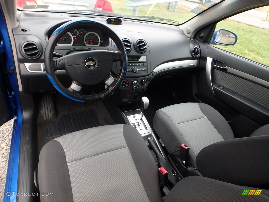 2009 Aveo Aveo5 LT - Bright Blue / Charcoal photo #9