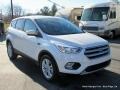 2017 White Platinum Ford Escape SE  photo #7