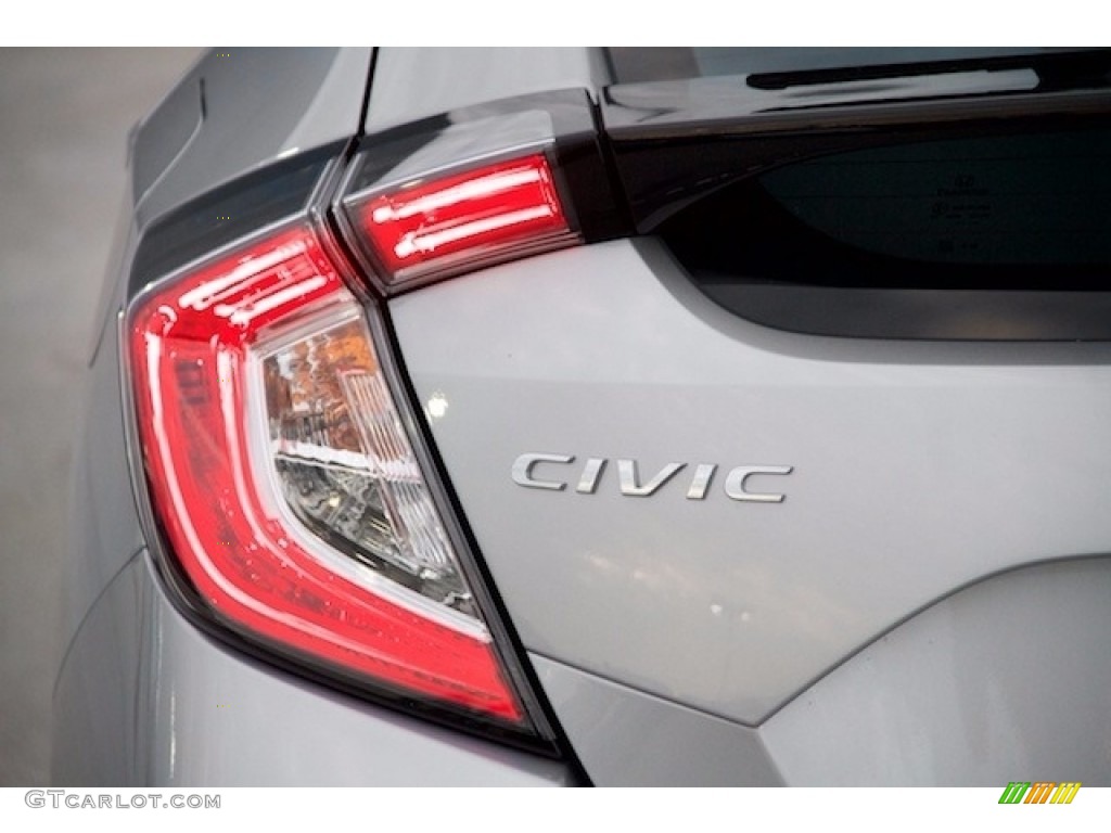 2017 Honda Civic EX-L Navi Hatchback Marks and Logos Photos