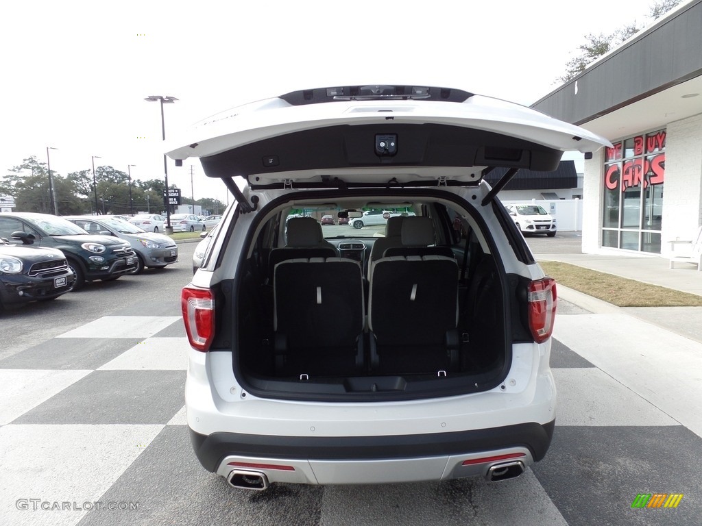 2016 Explorer Platinum 4WD - White Platinum Metallic Tri-Coat / Platinum Medium Soft Ceramic Nirvana Leather photo #5