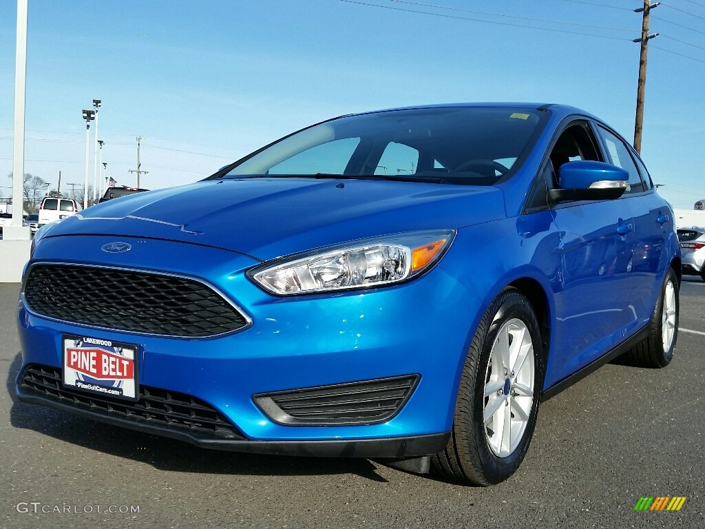 2015 Focus SE Hatchback - Blue Candy Metallic / Charcoal Black photo #7