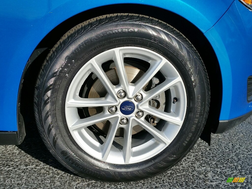 2015 Focus SE Hatchback - Blue Candy Metallic / Charcoal Black photo #31