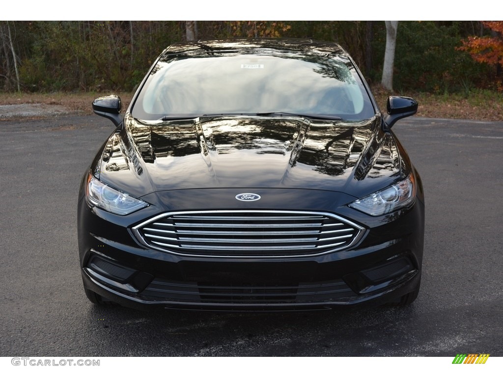 2017 Fusion SE - Shadow Black / Ebony photo #10