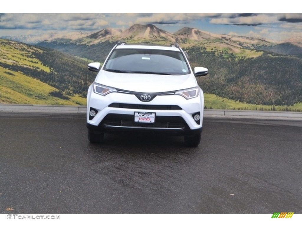 2017 RAV4 XLE AWD - Super White / Black photo #2