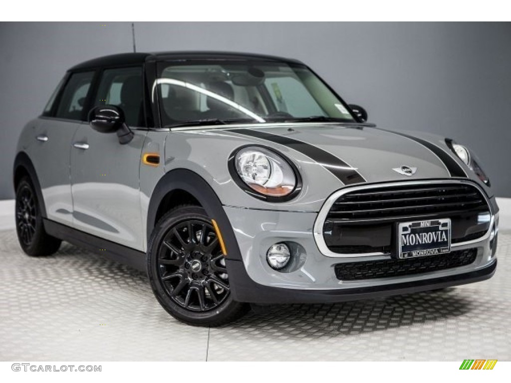 Moonwalk Grey Metallic 2017 Mini Hardtop Cooper 4 Door Exterior Photo #117744011