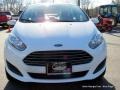 Oxford White - Fiesta SE Hatchback Photo No. 8