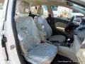 Oxford White - Fiesta SE Hatchback Photo No. 12
