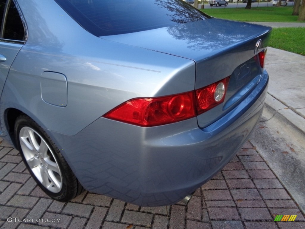 2005 TSX Sedan - Arctic Blue Pearl / Quartz photo #17