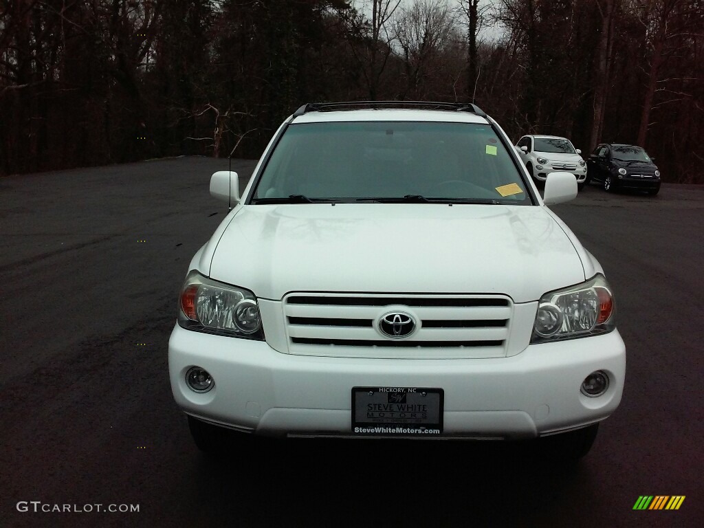 2007 Highlander V6 4WD - Super White / Ash Gray photo #3