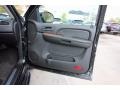 Onyx Black - Yukon XL 1500 SLT Photo No. 25
