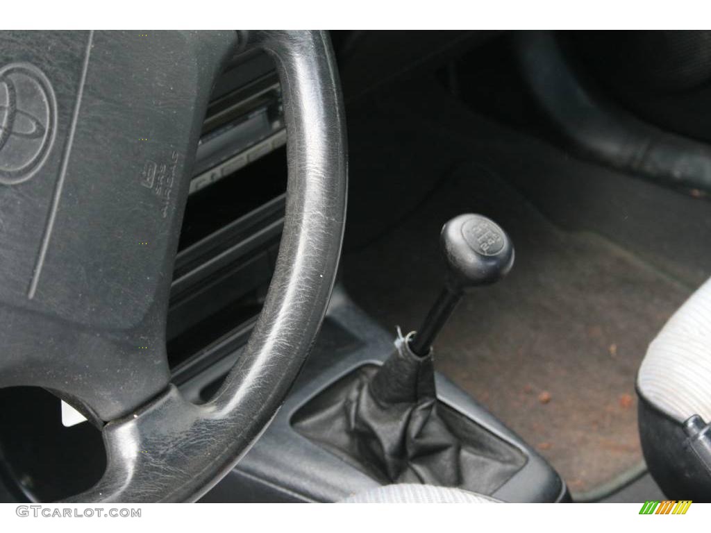 1993 Tercel DX Sedan - Light Green Metallic / Gray photo #7