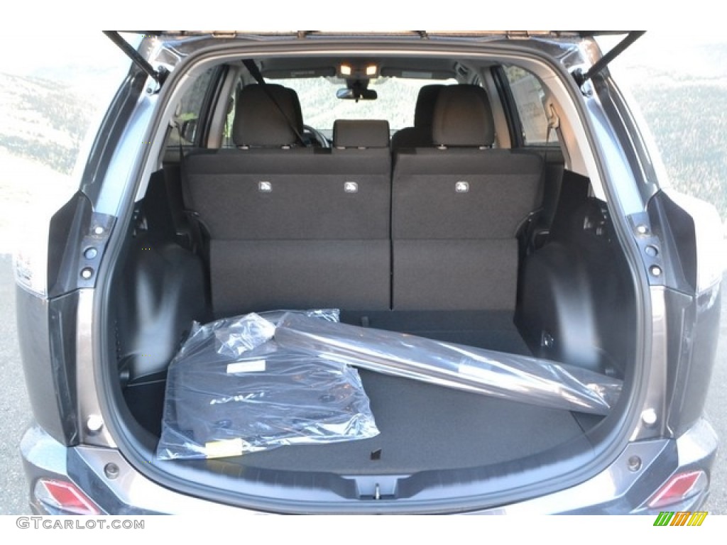 2017 RAV4 LE - Magnetic Gray Metallic / Black photo #8