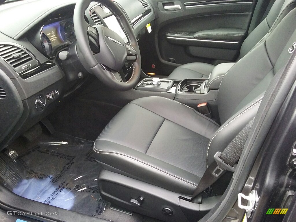 Black Interior 2017 Chrysler 300 S AWD Photo #117777640