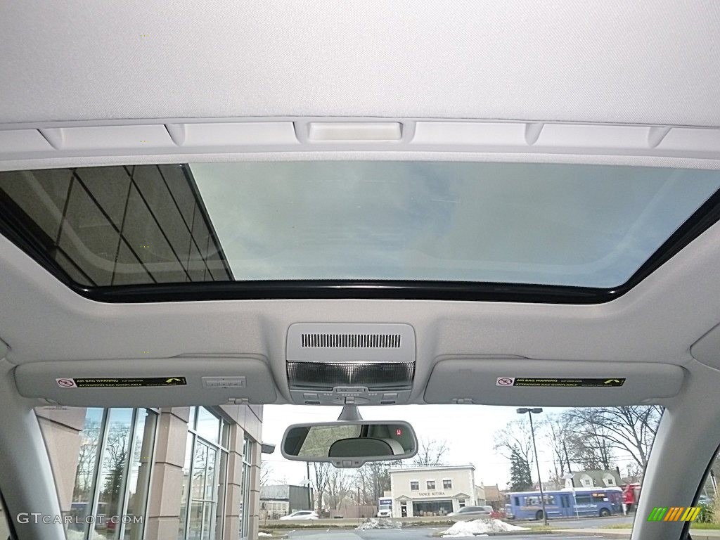 2008 Audi RS4 4.2 quattro Sedan Sunroof Photos
