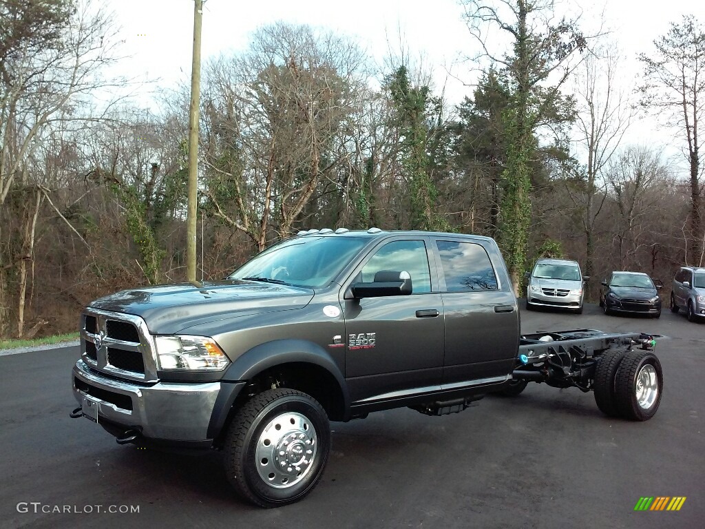 Granite Crystal Metallic 2017 Ram 5500 Tradesman Crew Cab 4x4 Chassis Exterior Photo #117780265