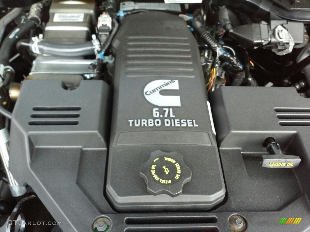 2017 Ram 5500 Tradesman Crew Cab 4x4 Chassis 6.7 Liter OHV 24-Valve Cummins Turbo-Diesel Inline 6 Cylinder Engine Photo #117780493