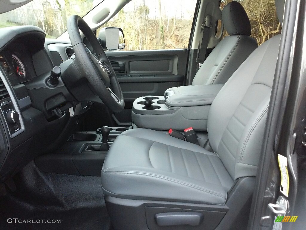 2017 Ram 5500 Tradesman Crew Cab 4x4 Chassis Front Seat Photo #117780520