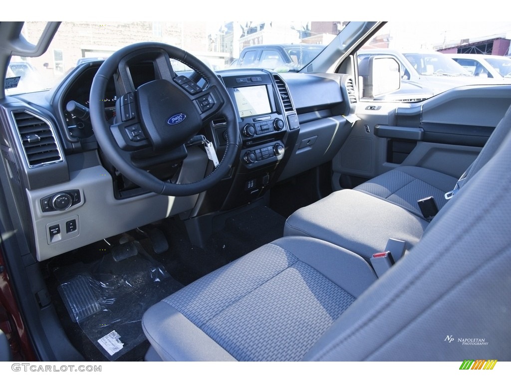 2017 F150 XLT SuperCab 4x4 - Ruby Red / Earth Gray photo #6