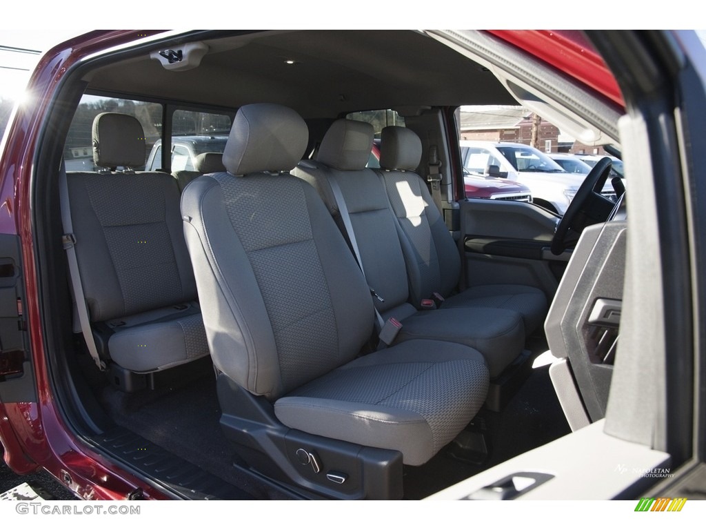 2017 F150 XLT SuperCab 4x4 - Ruby Red / Earth Gray photo #11