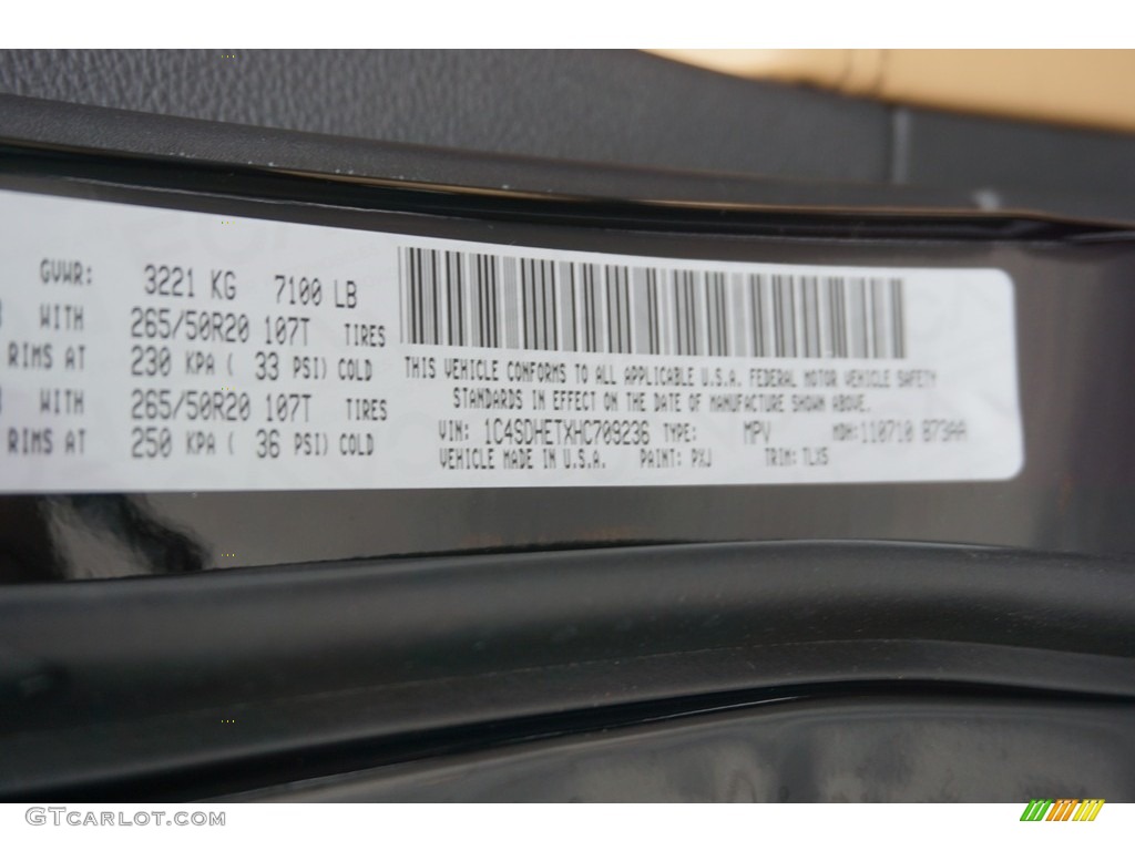 2017 Durango Color Code PXJ for DB Black Crystal Photo #117783208