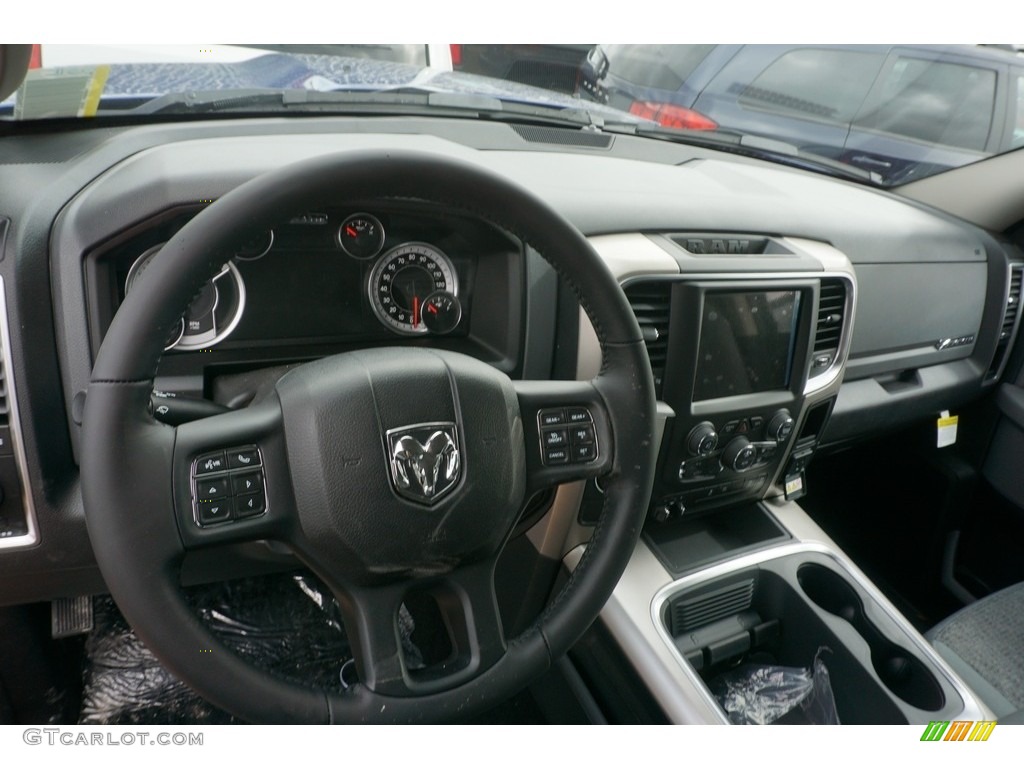 2017 1500 Big Horn Crew Cab - Blue Streak Pearl / Black/Diesel Gray photo #7