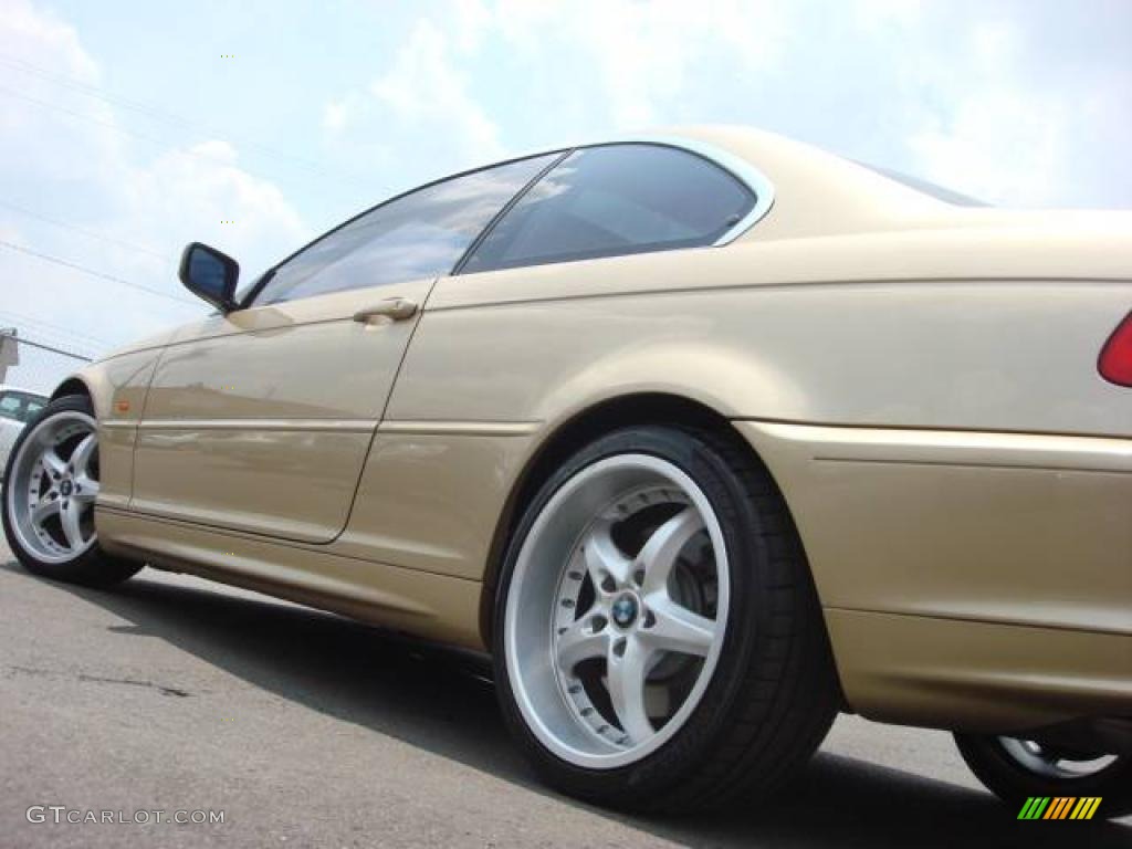 2001 3 Series 330i Coupe - Light Yellow Metallic / Sand photo #26