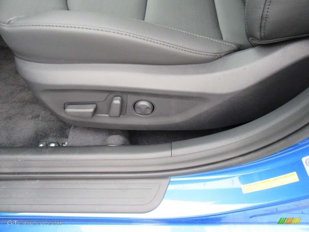 2017 Elantra Limited - Electric Blue / Black photo #23