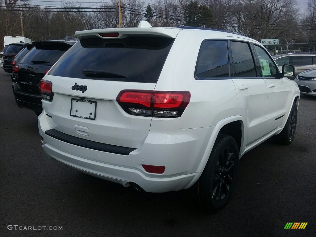 2017 Grand Cherokee Laredo 4x4 - Bright White / Black photo #12