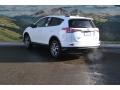Super White - RAV4 LE Photo No. 3