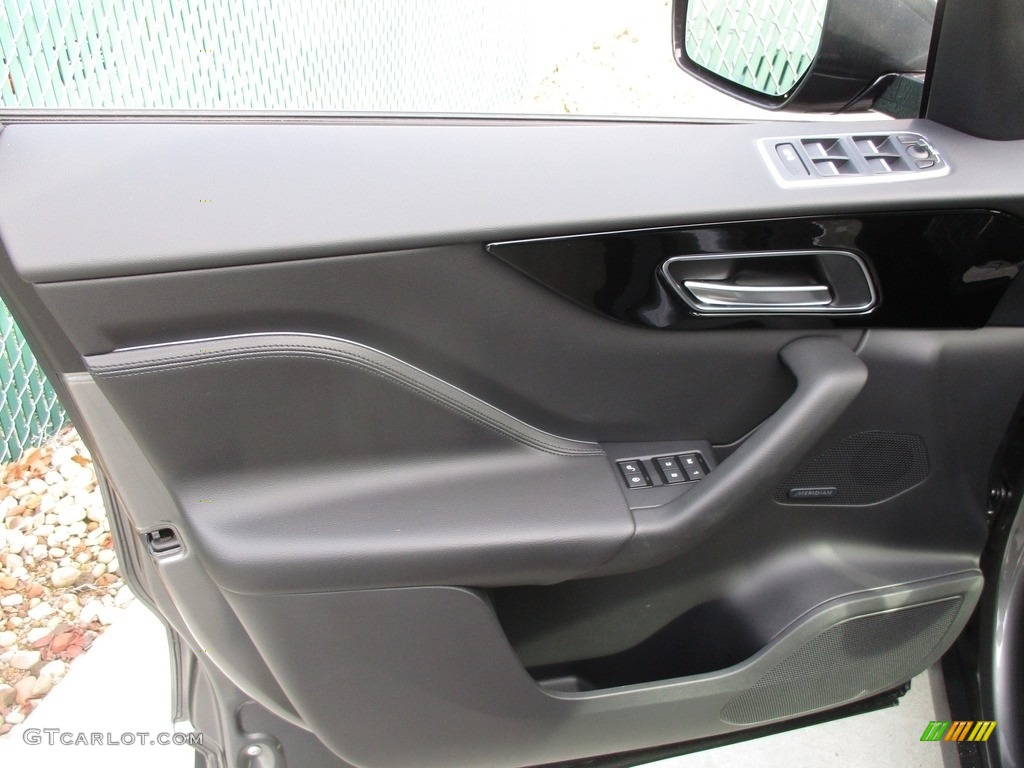 2017 F-PACE 20d AWD Premium - Ammonite Grey / Jet photo #11
