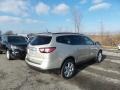 Champagne Silver Metallic - Traverse LT Photo No. 4