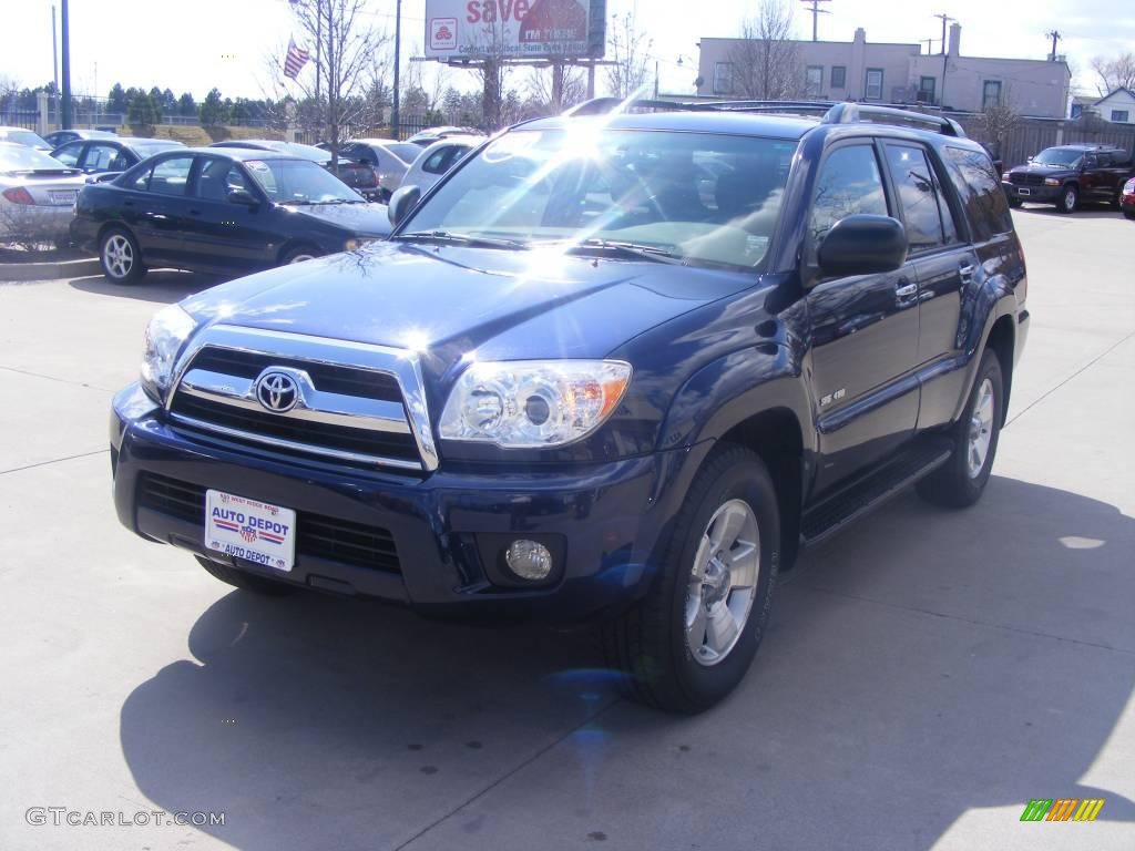 2006 4Runner SR5 4x4 - Nautical Blue Metallic / Stone Gray photo #4