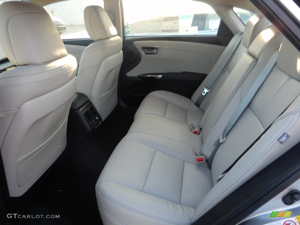 Light Gray Interior 2017 Toyota Avalon Limited Photo #117803354
