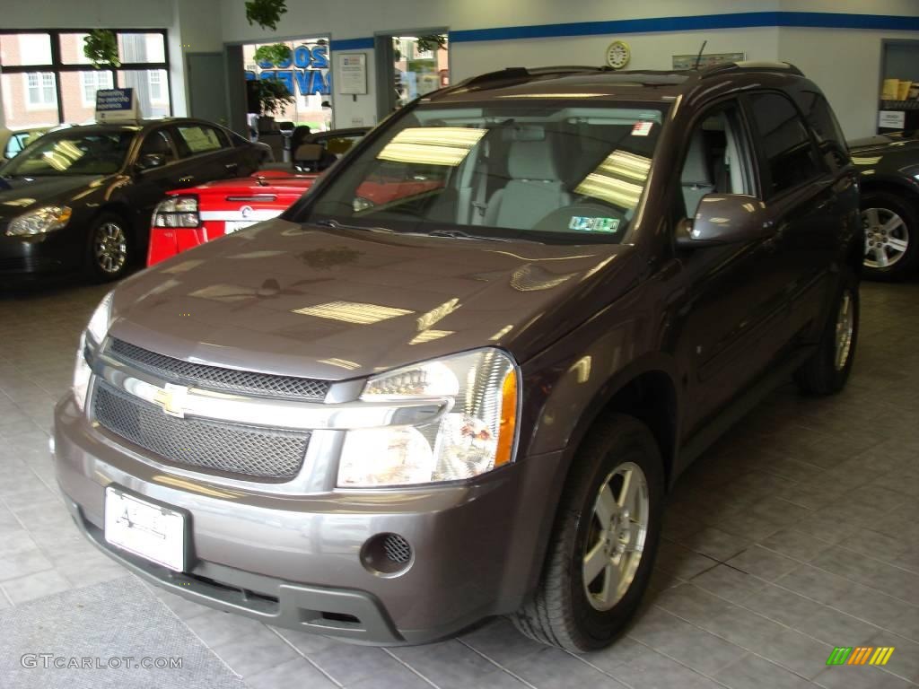 Granite Gray Metallic Chevrolet Equinox