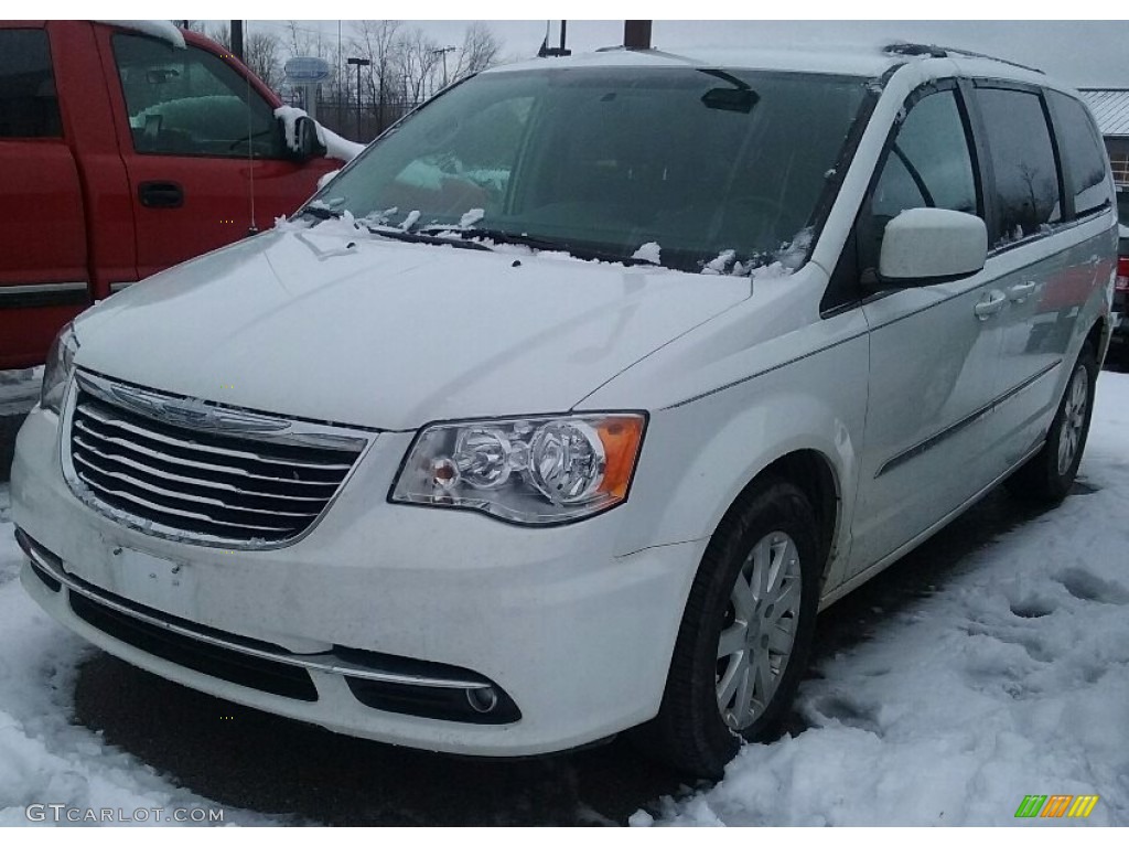 2014 Town & Country Touring - Bright White / Black/Light Graystone photo #1