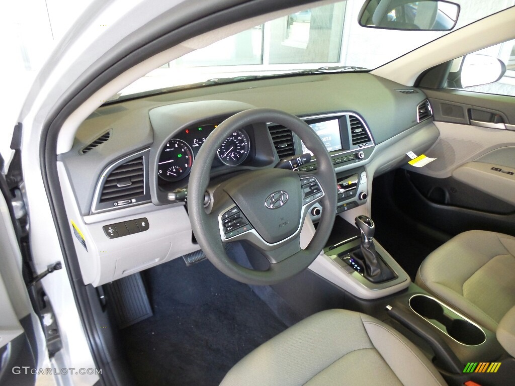 2017 Elantra SE - Silver / Gray photo #9