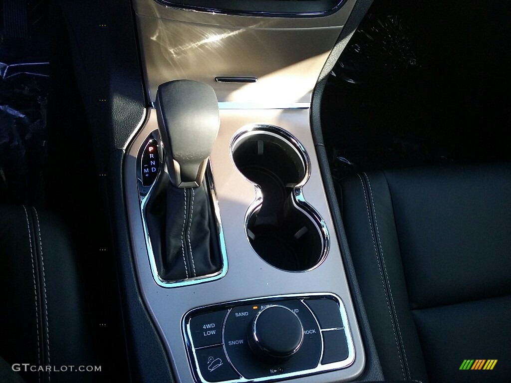 2017 Grand Cherokee Limited 4x4 - Diamond Black Crystal Pearl / Black photo #7