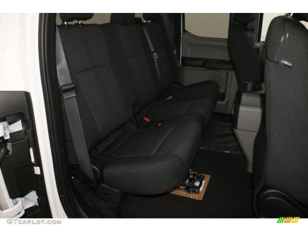 2017 F150 XLT SuperCab 4x4 - Oxford White / Black photo #4