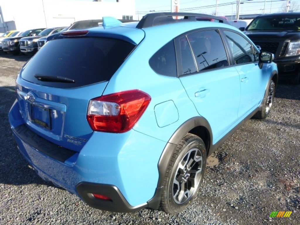 2017 Crosstrek 2.0i Limited - Hyper Blue / Black photo #7