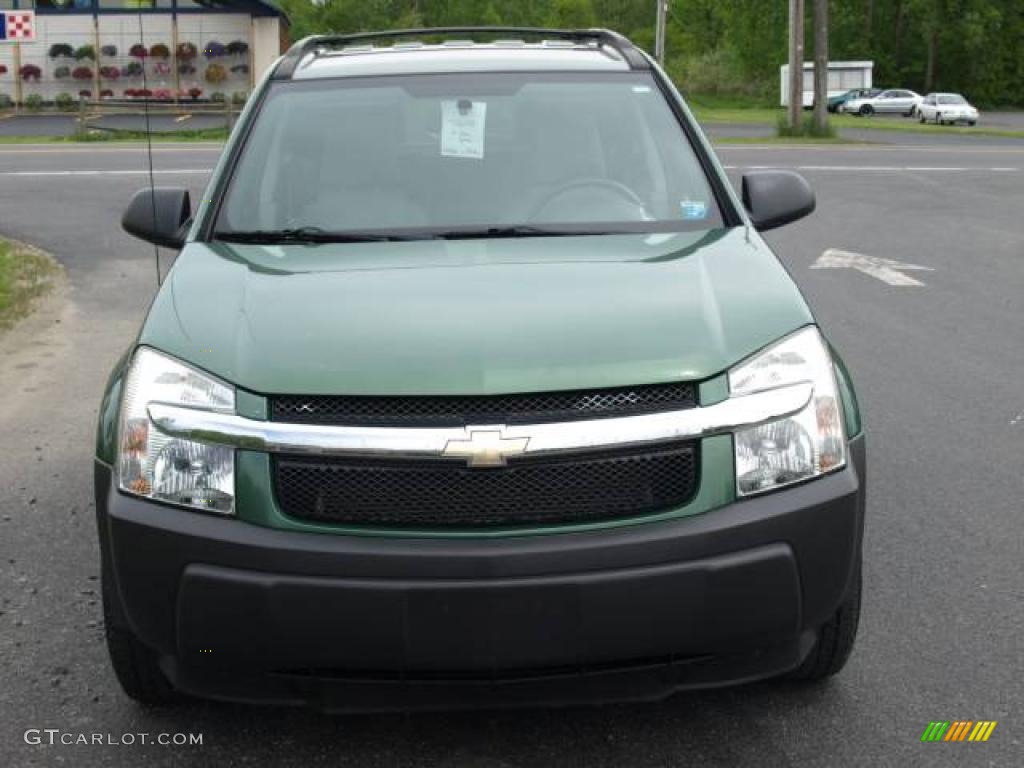 2005 Equinox LS AWD - Meander Green Metallic / Light Gray photo #3