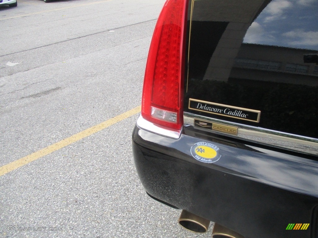 2006 DTS Luxury - Black Raven / Ebony Black photo #30