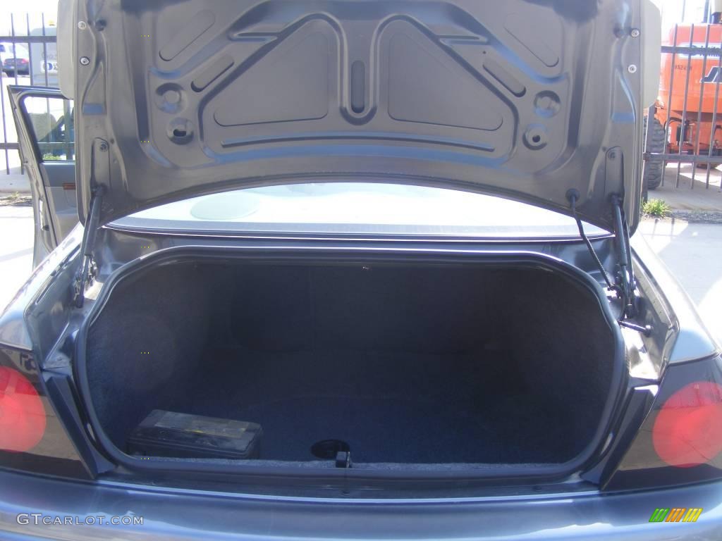 2004 Impala LS - Medium Gray Metallic / Medium Gray photo #17