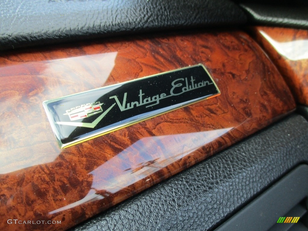 2006 DTS Luxury - Black Raven / Ebony Black photo #40