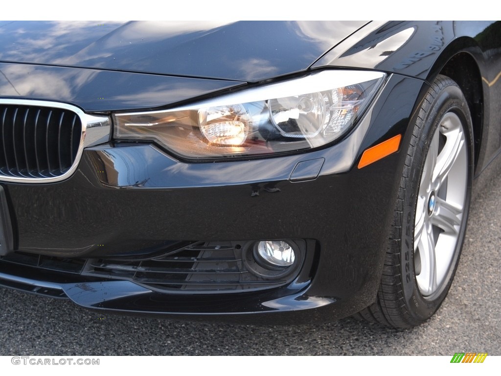 2014 3 Series 328i xDrive Sedan - Black Sapphire Metallic / Black photo #31