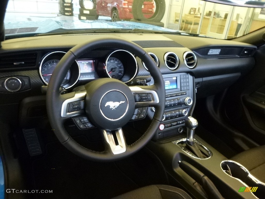 2017 Mustang V6 Convertible - Grabber Blue / Ebony photo #9