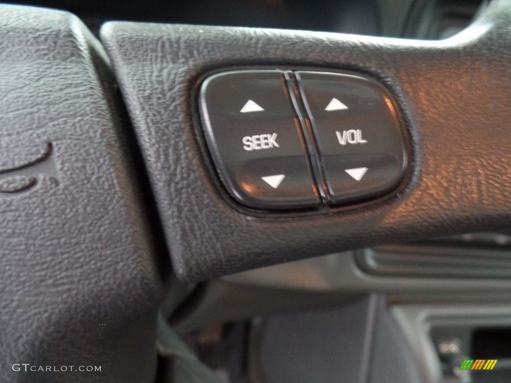 2005 Silverado 1500 Z71 Crew Cab 4x4 - Silver Birch Metallic / Dark Charcoal photo #24