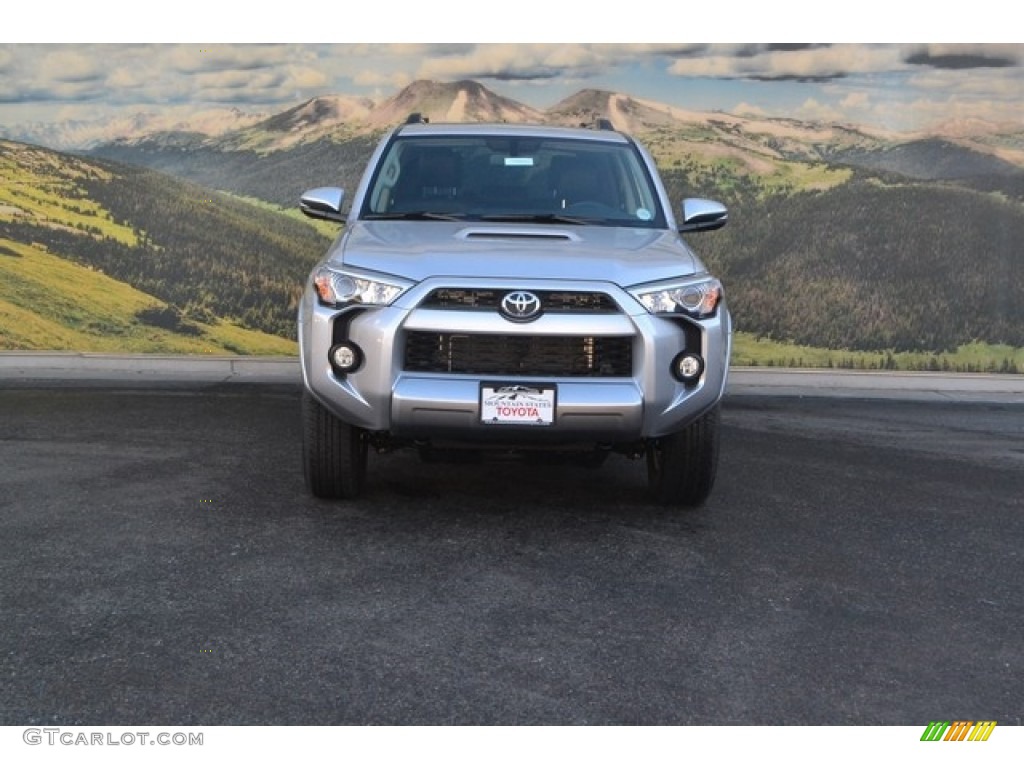 2016 4Runner Trail Premium 4x4 - Classic Silver Metallic / Black photo #2