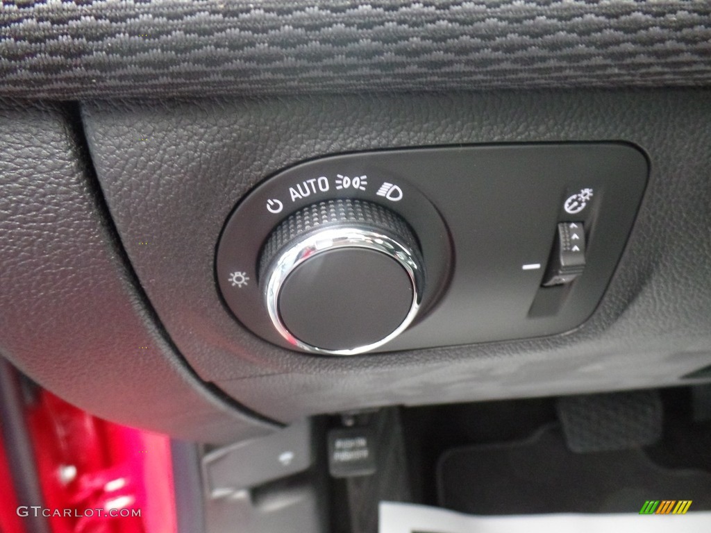 2017 Cruze LT - Red Hot / Jet Black photo #20