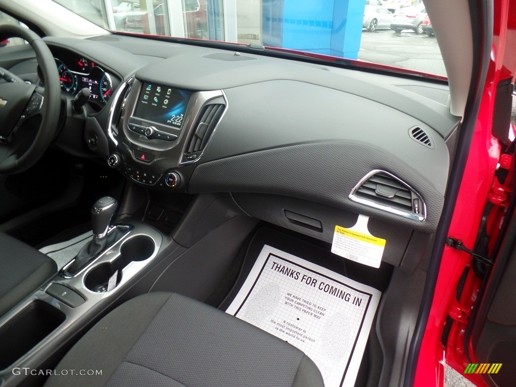 2017 Cruze LT - Red Hot / Jet Black photo #57